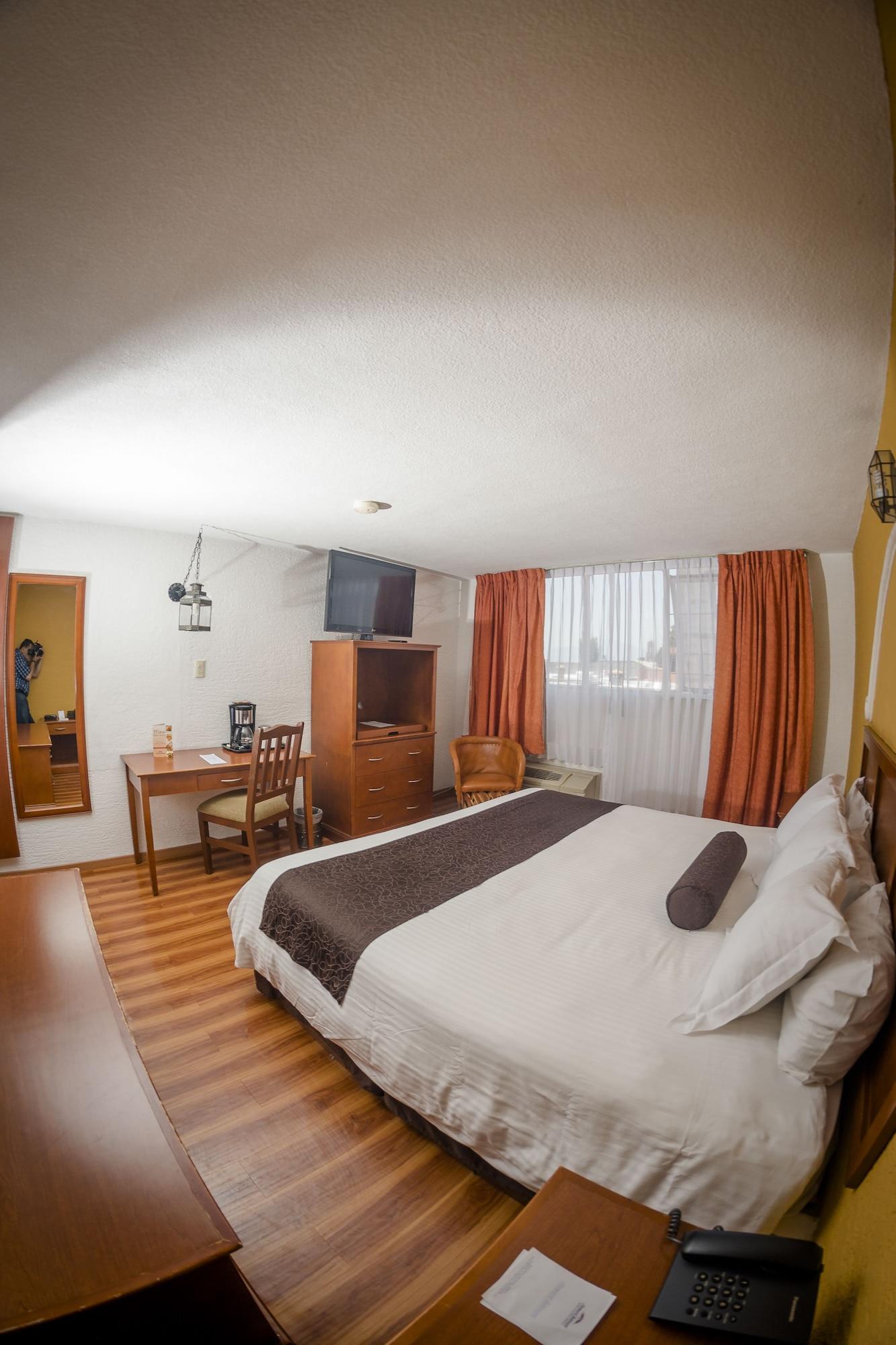 โฮเวิร์ด จอห์นสัน กาเย เรอัล โมเรเลีย Hotel มอเรเลีย ภายนอก รูปภาพ